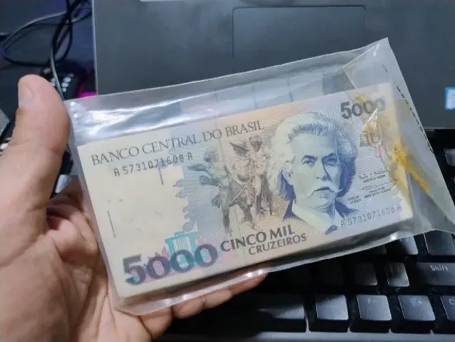 100 Cédulas Antigas de 5000 Cruzeiros (1991)