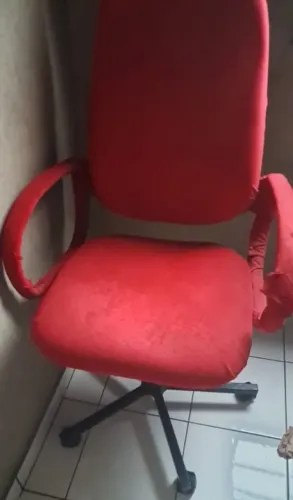 Cadeira de rodas escritório. Retirar no local, com pagamento em dinheiro.