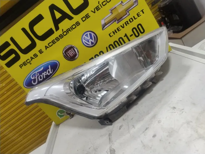 farol Creta 2017 a 2021  lado carona (sem led)