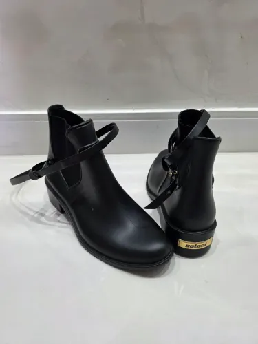 Botas Coturno Chelsea Colcci Preta 35