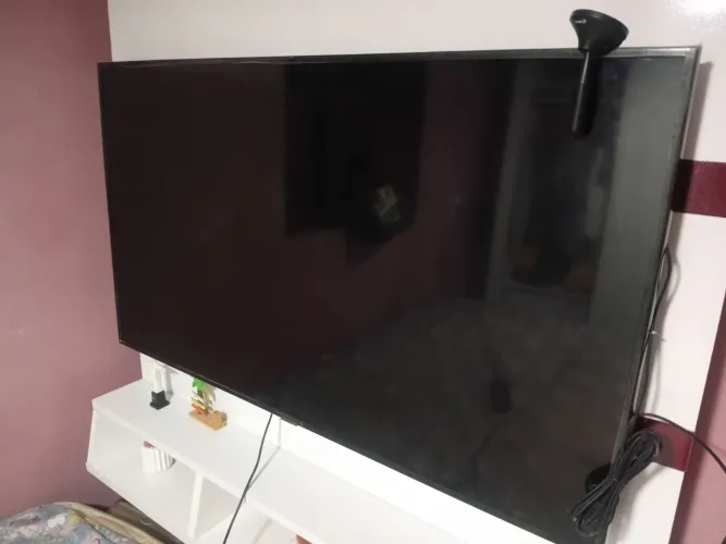 TV Samsung 4k 55 (Tela com Led piscando liga e desliga)
