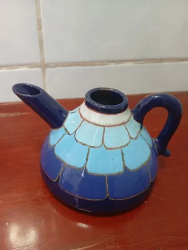 Bule Decorativo de Cerâmica Azul