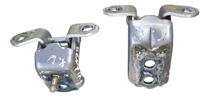 Par Dobradiça Porta Traseira Direit Nissan Sentra 2011 2012
