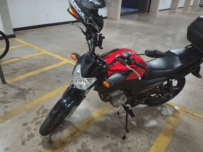 Vendo ou troco por FZ25 ou Lander 250.