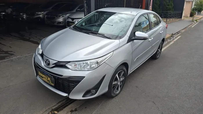 Yaris Sedan XL 1.5 2020 automático 