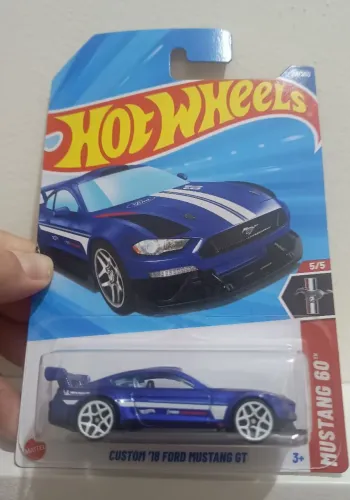 Hot Wheels Custom '18 Ford Mustang GT