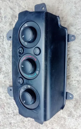 FORD KA COMANDO/ PAINEL AR CONDICIONADO 