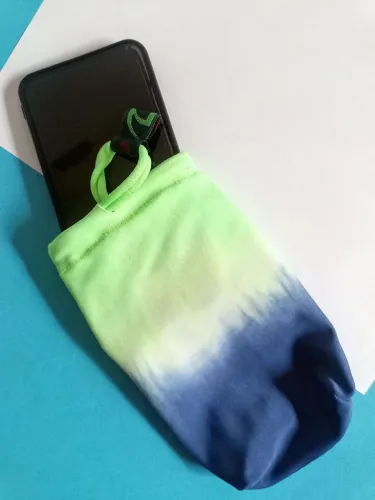 Capa de celular tecido e pulseira ( acima de 3  peças com desconto 20% )