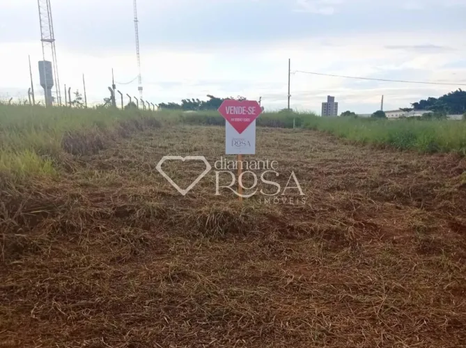 VENDA terreno no Parque Firenze, com topografia plana