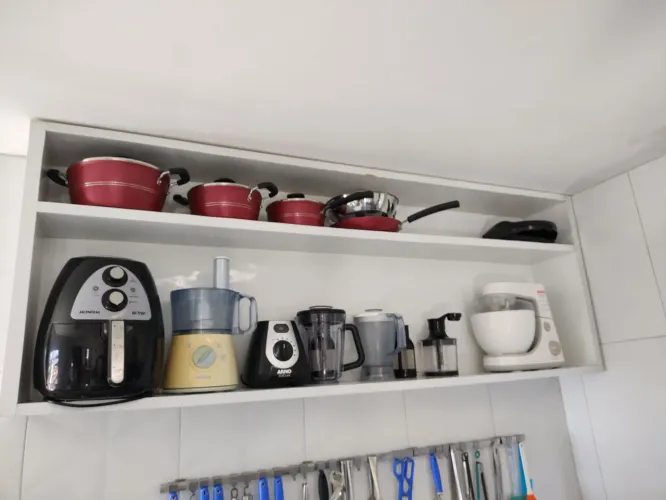 ARMÁRIO DE COZINHA 