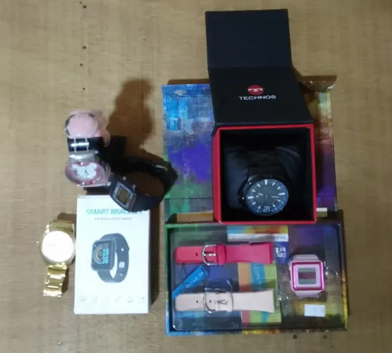 Lote de 5 Relógios de Pulso - Diversos Modelos!