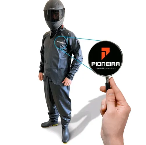 Capa de chuva pioneira