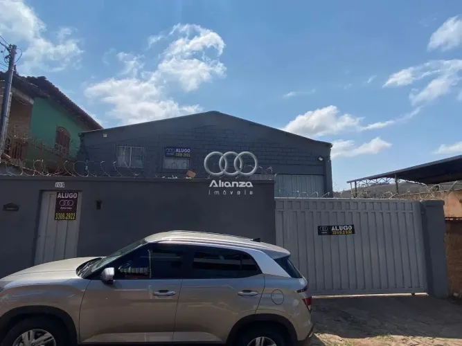 Galpão à venda no Olhos D' Água!