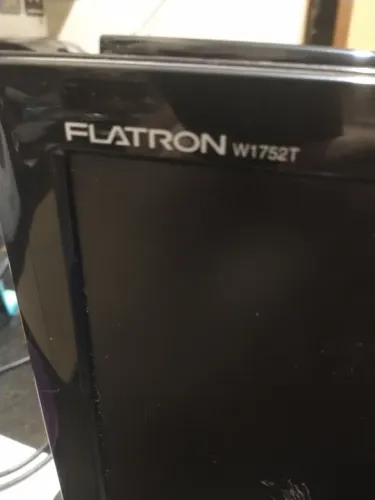 Monitor LG flatron W1752T