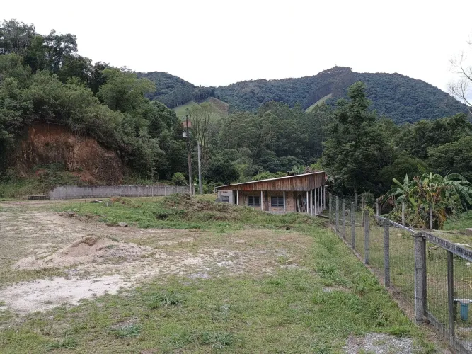 ANITÁPOLIS/SC - Chácara a 500m da SC-108