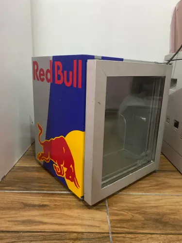 Visa cooler RedBull