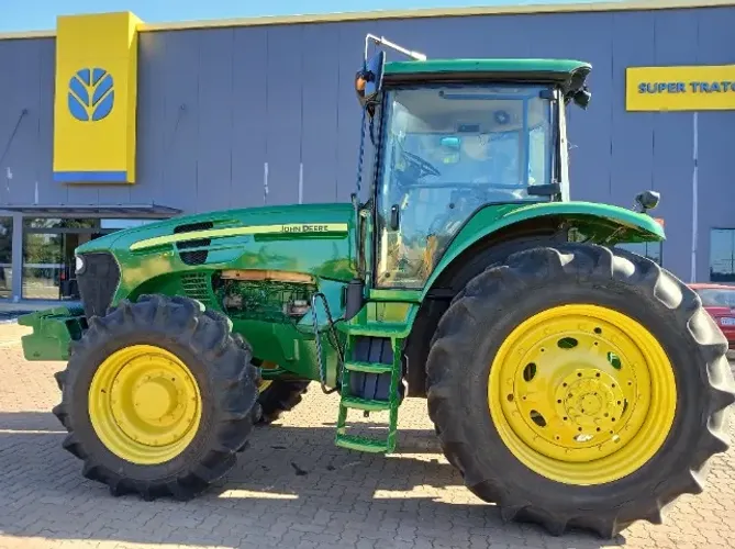 Trator John Deere 7185J