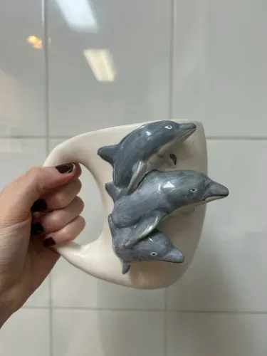 CANECA GOLFINHOS 3D | PERFEITO ESTADO