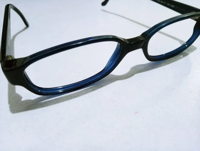 Armação Azul Italiana Pierre Cardin