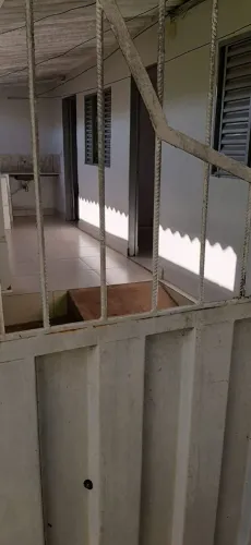 Barracão no Jd. Balneário Meia Ponte 