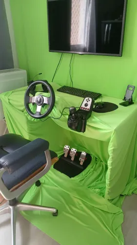 Vendo um volante gamer