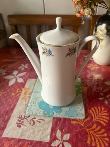 Bule de porcelana Real antigo
