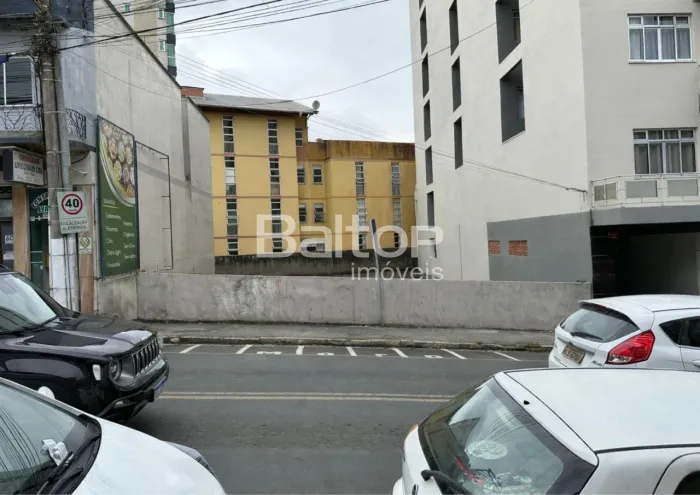 Terreno no Centro de Rio do Sul - SC com 354m²