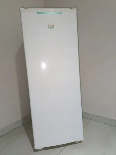 Freezer vertical Consul sem avarias