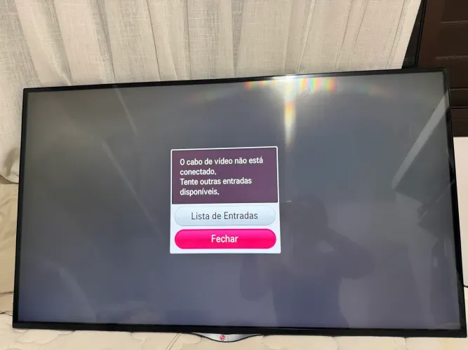 Smart TV LG 42 polegadas Ultra HD 4K Wi Fi - Modelo 42UB8200