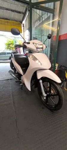 BIZ EX - Moto para pessoas exigentes