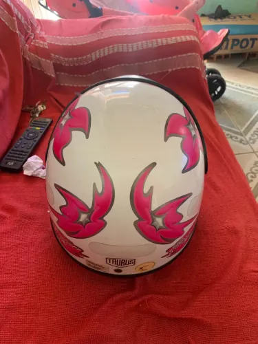 Vendo capacete San Marino