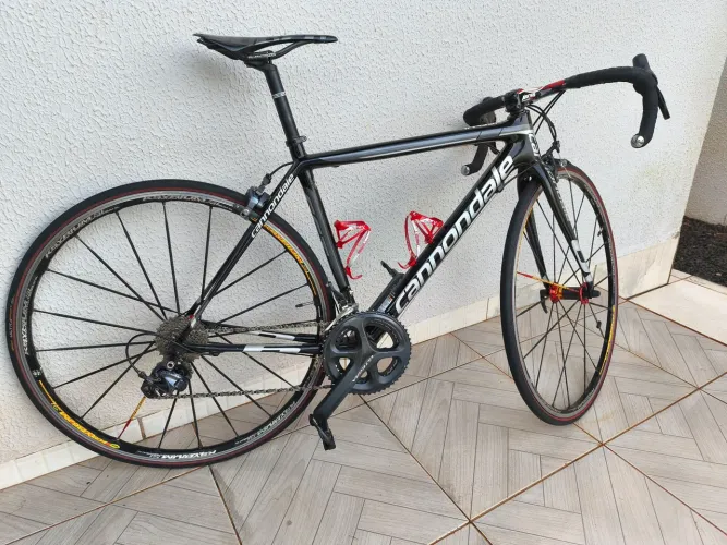 Bicicleta speed Cannondale SuperSix Evo