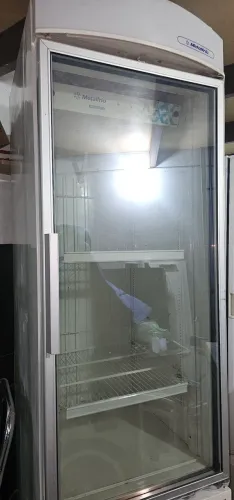 Expositora Metal Frio Motor Novo Grande Excelente