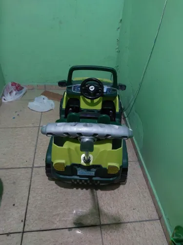 Carrinho de pedal Geep