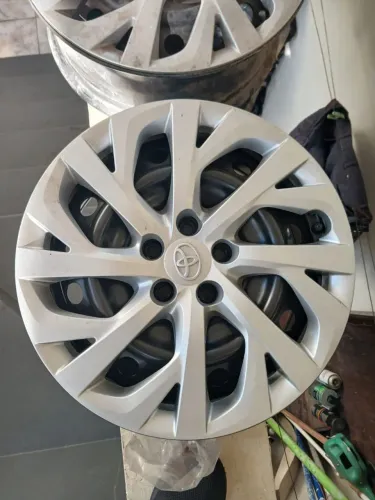 Rodas e calotas originais