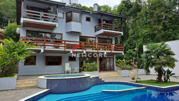 Casa de condomínio em Alameda das Saíras - Alpes da Cantareira - Mairiporã/SP
