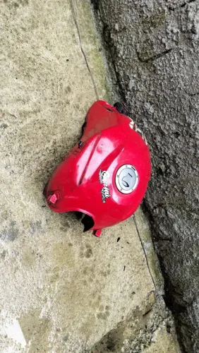 Tanque de gasolina 160 vermelha 