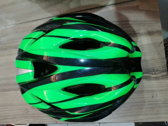 Capacete de ciclismo Absolute