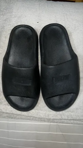 Chinelo THUG NINE