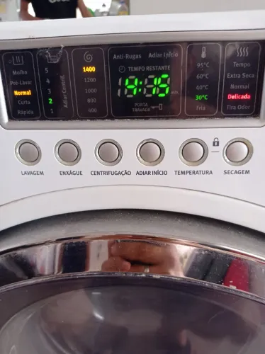 Lava e seca Electrolux 9kg R$1.000