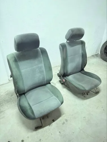 Bancos dianteiros Volkswagen - Passat / Gol / Saveiro / Parati