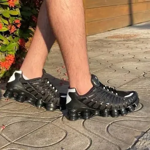 Nike shox 12 molas preto