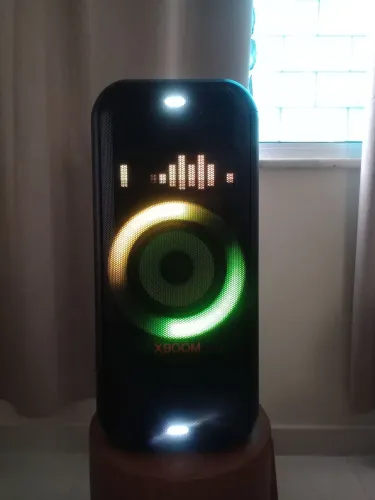 caixa LG Xboom Xl7-T semi nova pouco uso com nota e embalagem original
