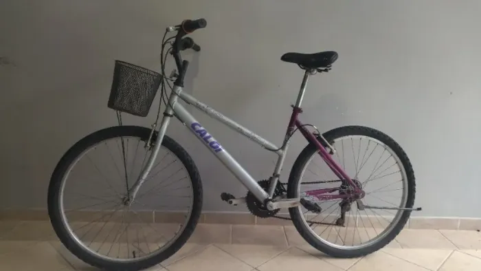 Bicicleta Caloi Ventura Aro 26 - 21 Marchas