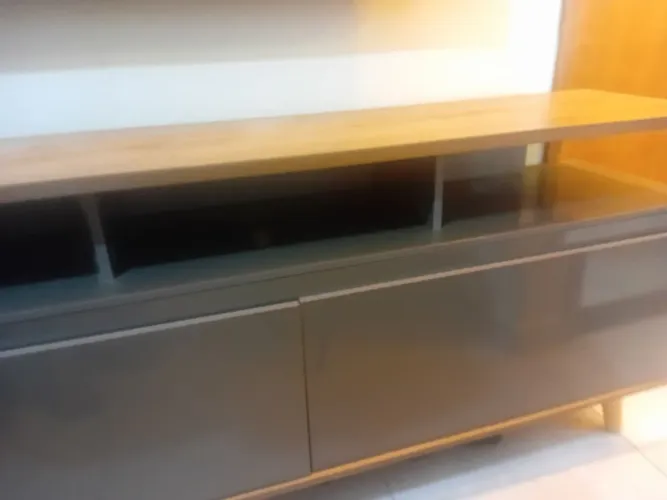 Vendo rack medindo 2.00metros por 0.30 cmts com gaveteiro
