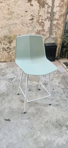 4 Banqueta Alta Design Moderno - Assento Verde Claro e Base Branca - Excelente Estado