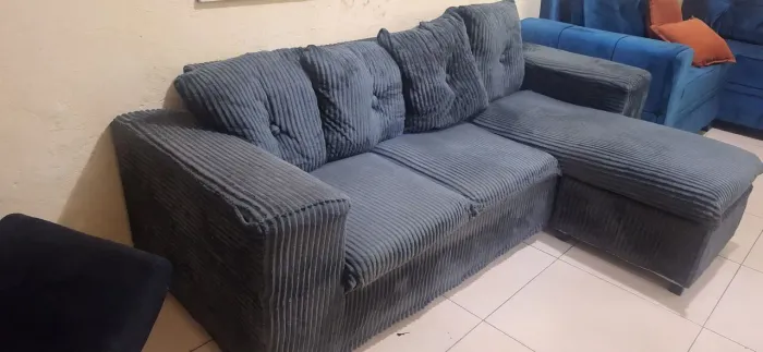 SOFÁ 3 LUGARES