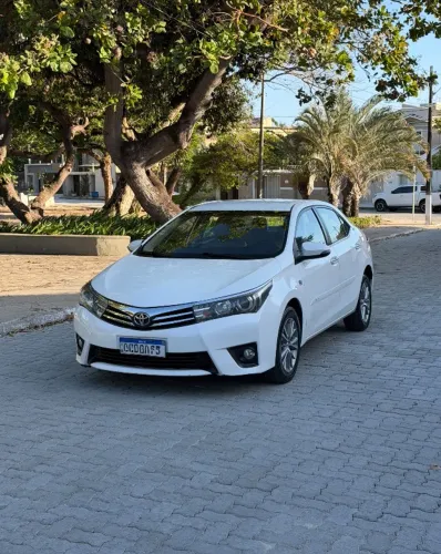 Toyota Corolla Altis 2.0 Flex 16V Aut. 2015