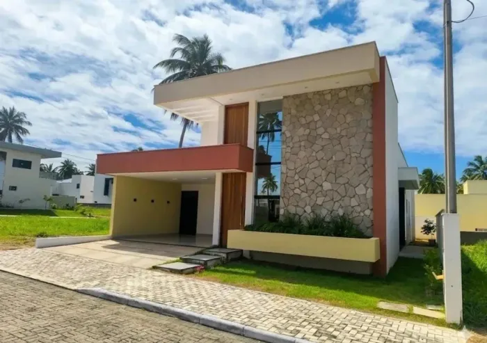 Casa no Condomínio Cajupiranga Clube 