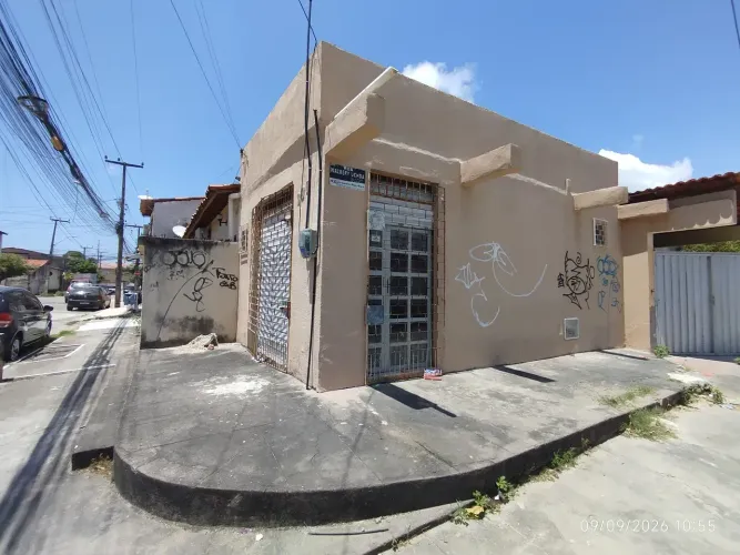 Imóvel para aluguel possui 45 metros quadrados em Damas - Fortaleza - CE